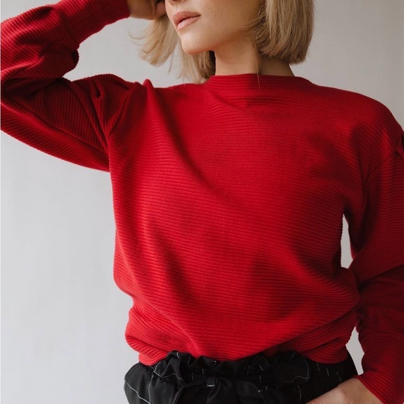 Albion Sweaters - Albion Serena Top in Crimson